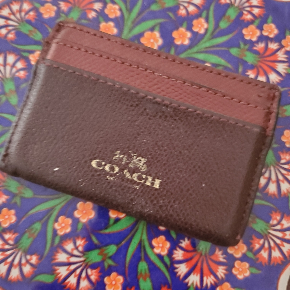 Coach wallet (used) burgundy